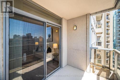 1610 - 3880 Duke Of York Boulevard, Mississauga (City Centre), ON - Outdoor With Balcony With Exterior