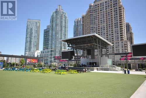 1610 - 3880 Duke Of York Boulevard, Mississauga (City Centre), ON - Outdoor With Facade