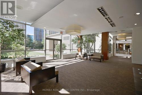 1610 - 3880 Duke Of York Boulevard, Mississauga (City Centre), ON -  Photo Showing Other Room