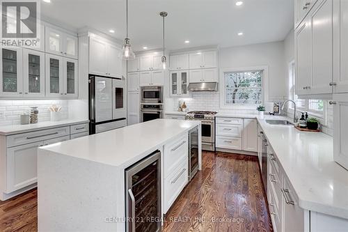 61 Eastglen Crescent, Toronto (Islington-City Centre West), ON - Indoor Photo Showing Kitchen With Upgraded Kitchen