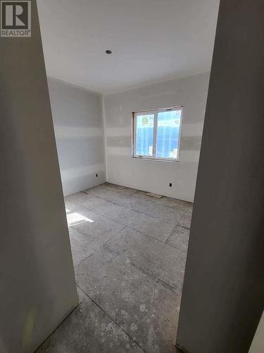 1059 Carnoustie Drive, Kelowna, BC - Indoor Photo Showing Other Room