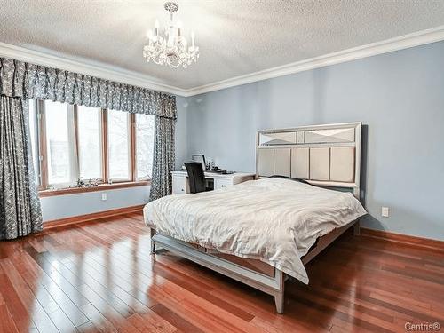 Chambre Ã Â coucher - 10 Rue Du Sauvignon, Kirkland, QC - Indoor Photo Showing Bedroom