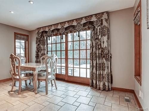 Coin-repas - 10 Rue Du Sauvignon, Kirkland, QC - Indoor Photo Showing Dining Room