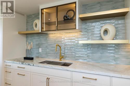 9 D - 66 Collier Street, Toronto (Rosedale-Moore Park), ON - Indoor Photo Showing Kitchen With Upgraded Kitchen