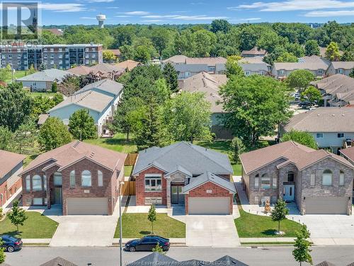 3172 Arpino Avenue, Windsor, ON - Outdoor With Facade