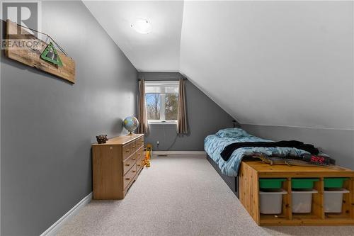 5253 River Road, Renfrew, ON - Indoor Photo Showing Other Room