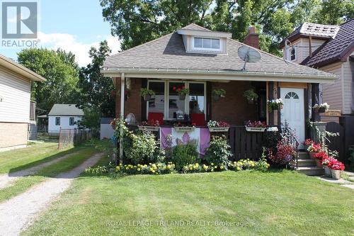 1001 Oxford Street E, London, ON - Outdoor With Deck Patio Veranda