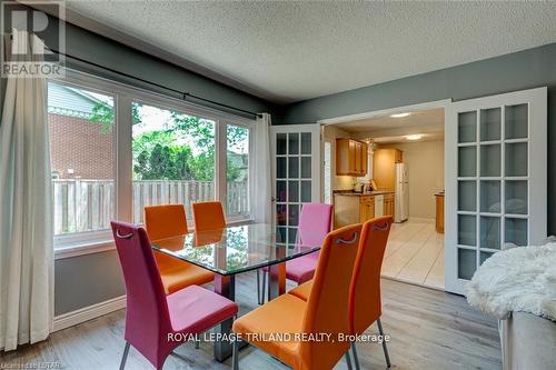 350 Homestead Court, London, ON - Indoor Photo Showing Dining Room