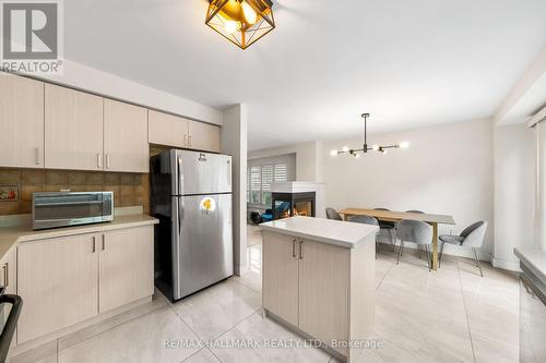 11 Alberta Drive, Vaughan, ON - Indoor Photo Showing Kitchen