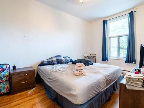 Bedroom - 5674  - 5678 Rue Eadie, Montréal (Le Sud-Ouest), QC - Indoor Photo Showing Bedroom