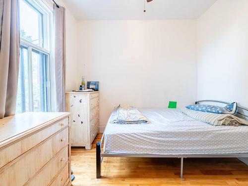 Bedroom - 5674  - 5678 Rue Eadie, Montréal (Le Sud-Ouest), QC - Indoor Photo Showing Bedroom