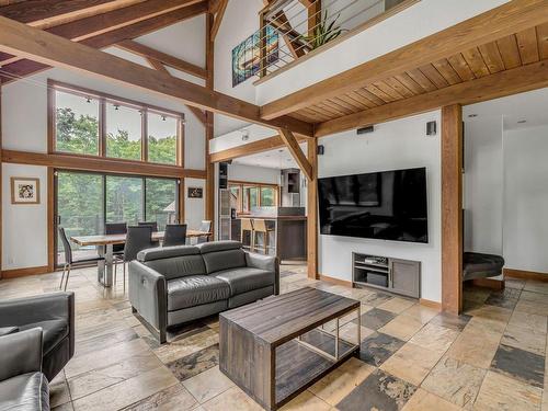 Salon - 35 Ch. Du Geai-Bleu, Stoneham-Et-Tewkesbury, QC - Indoor Photo Showing Living Room