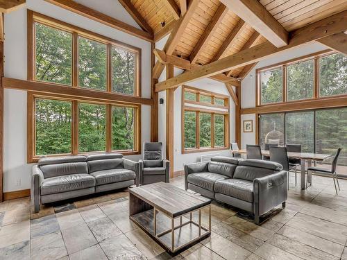 Salon - 35 Ch. Du Geai-Bleu, Stoneham-Et-Tewkesbury, QC - Indoor Photo Showing Living Room