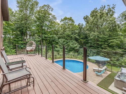 Terrasse - 35 Ch. Du Geai-Bleu, Stoneham-Et-Tewkesbury, QC - Outdoor With Deck Patio Veranda With Backyard