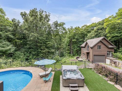 Cour - 35 Ch. Du Geai-Bleu, Stoneham-Et-Tewkesbury, QC - Outdoor With Backyard