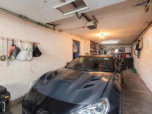 Garage - 11812  - 11814 Rue Michel-Sarrazin, Montréal (Ahuntsic-Cartierville), QC - Indoor Photo Showing Garage