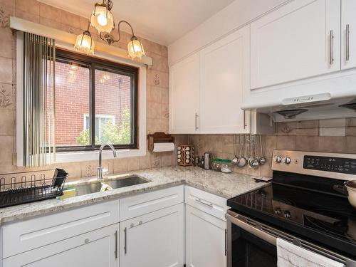 Kitchen - 11812  - 11814 Rue Michel-Sarrazin, Montréal (Ahuntsic-Cartierville), QC - Indoor Photo Showing Kitchen