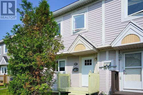 22 White Place, Mount Pearl, NL 