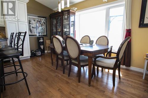 304 Pine Shore Dr, Sault Ste. Marie, ON - Indoor Photo Showing Dining Room