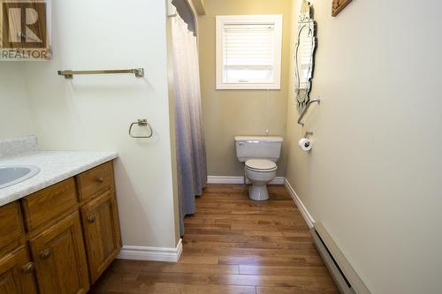 304 Pine Shore Dr, Sault Ste. Marie, ON - Indoor Photo Showing Bathroom