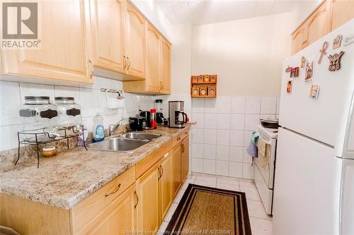 6595 Thornberry Unit# 2367, Windsor, ON - Indoor Photo Showing Kitchen With Double Sink