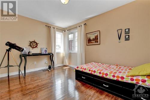 135 Riversedge Crescent, Ottawa, ON - Indoor Photo Showing Bedroom