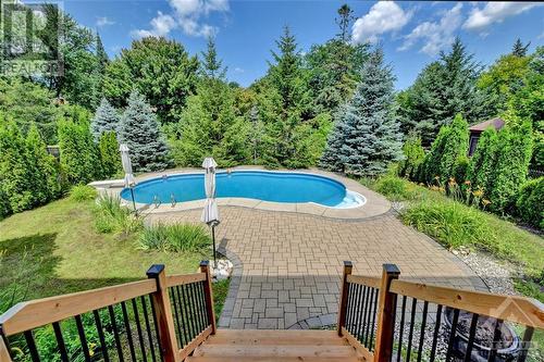 135 Riversedge Crescent, Ottawa, ON - Outdoor With In Ground Pool With Backyard