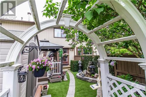 Maintenance free backyard - 16 Larkshire Lane Unit#B, Ottawa, ON - Outdoor