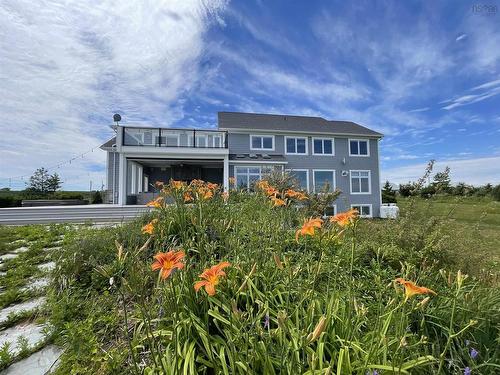 90 Wellington Dyke Road, Port Williams, NS 