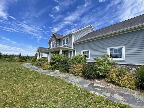 90 Wellington Dyke Road, Port Williams, NS 