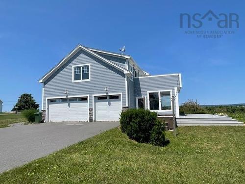 90 Wellington Dyke Road, Port Williams, NS 