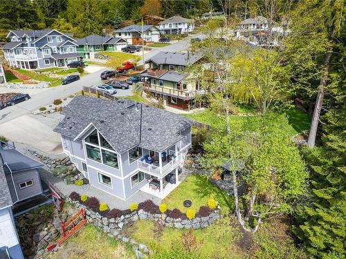 276 Castley Hts, Lake Cowichan, BC 