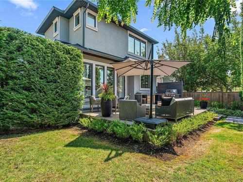 2685 Burdick Ave, Oak Bay, BC 