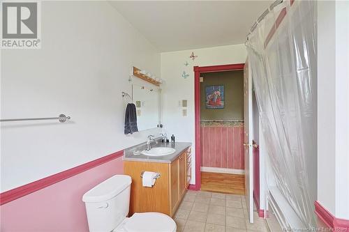 63 Katie Avenue, Douglas, NB - Indoor Photo Showing Bathroom