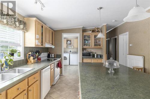 587 Robb Rd, Blind River, ON - Indoor Photo Showing Kitchen