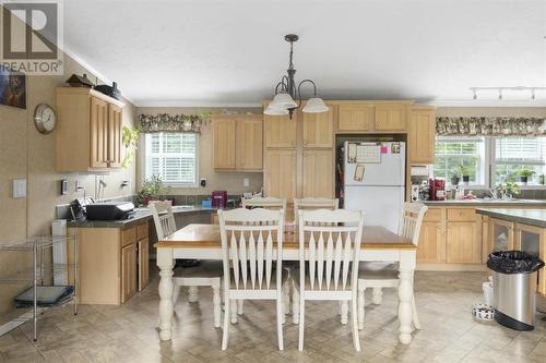 587 Robb Rd, Blind River, ON - Indoor Photo Showing Kitchen