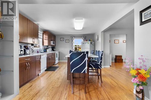 12 North Shore Road, Fogo Island, NL - Indoor Photo Showing Kitchen