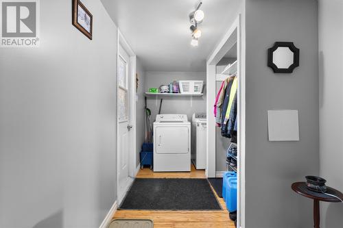 12 North Shore Road, Fogo Island, NL - Indoor Photo Showing Laundry Room