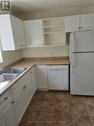 14 Columbia Street W, Waterloo, ON - Indoor Photo Showing Kitchen With Double Sink