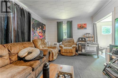 28 Pine Street, St. Stephen, NB - Indoor Photo Showing Living Room