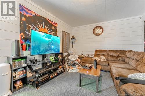 28 Pine Street, St. Stephen, NB - Indoor Photo Showing Living Room