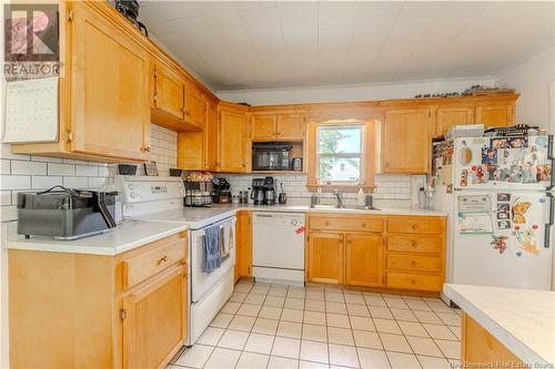 28 Pine Street, St. Stephen, NB - Indoor Photo Showing Kitchen