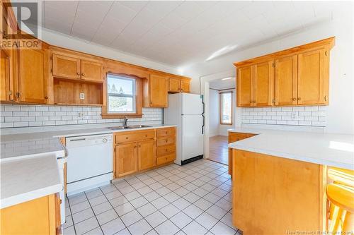 28 Pine Street, St. Stephen, NB - Indoor Photo Showing Kitchen