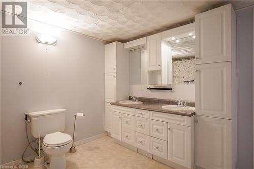 1951 Peninsula Road E, North Bay, ON - Indoor Photo Showing Bathroom