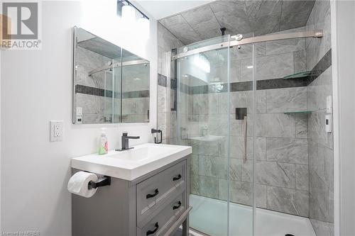 1951 Peninsula Road E, North Bay, ON - Indoor Photo Showing Bathroom