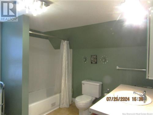 19 Carleton Street, St George, NB - Indoor Photo Showing Bathroom