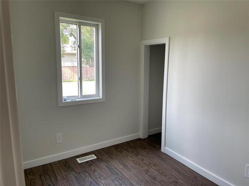 905 7Th Street, Brandon, MB - Indoor Photo Showing Other Room