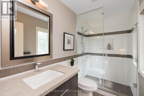 2057 Snow Crescent, Mississauga (Lakeview), ON - Indoor Photo Showing Bathroom