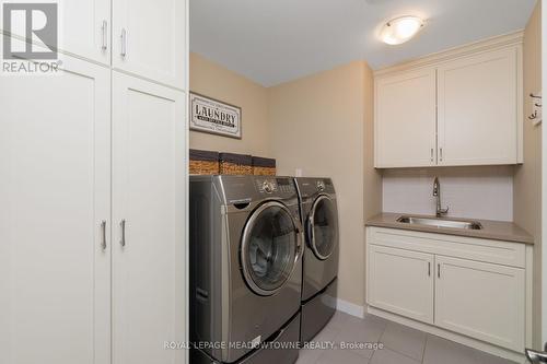 2057 Snow Crescent, Mississauga (Lakeview), ON - Indoor Photo Showing Laundry Room