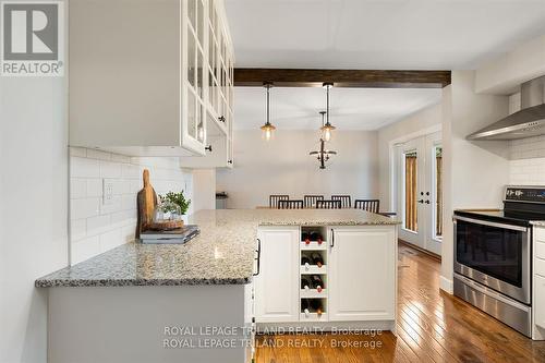 464 Regal Drive, London, ON - Indoor Photo Showing Kitchen